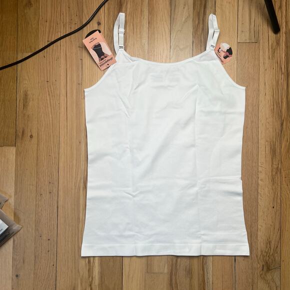 NEW Shapermint Essentials Women's 4XL Scoop Neck Cami White Tank Everyday FLAW - Picture 2 of 11